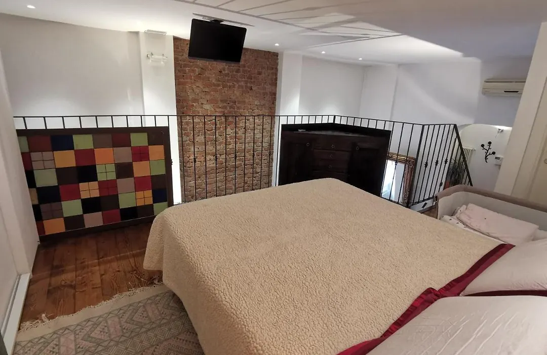 Luxury Loft 89-1